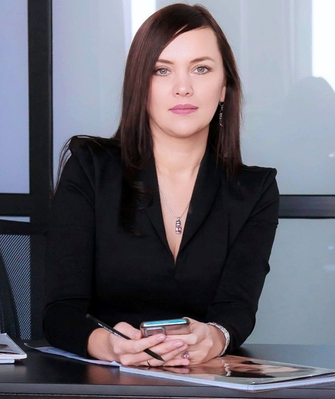 Алена Смирнова